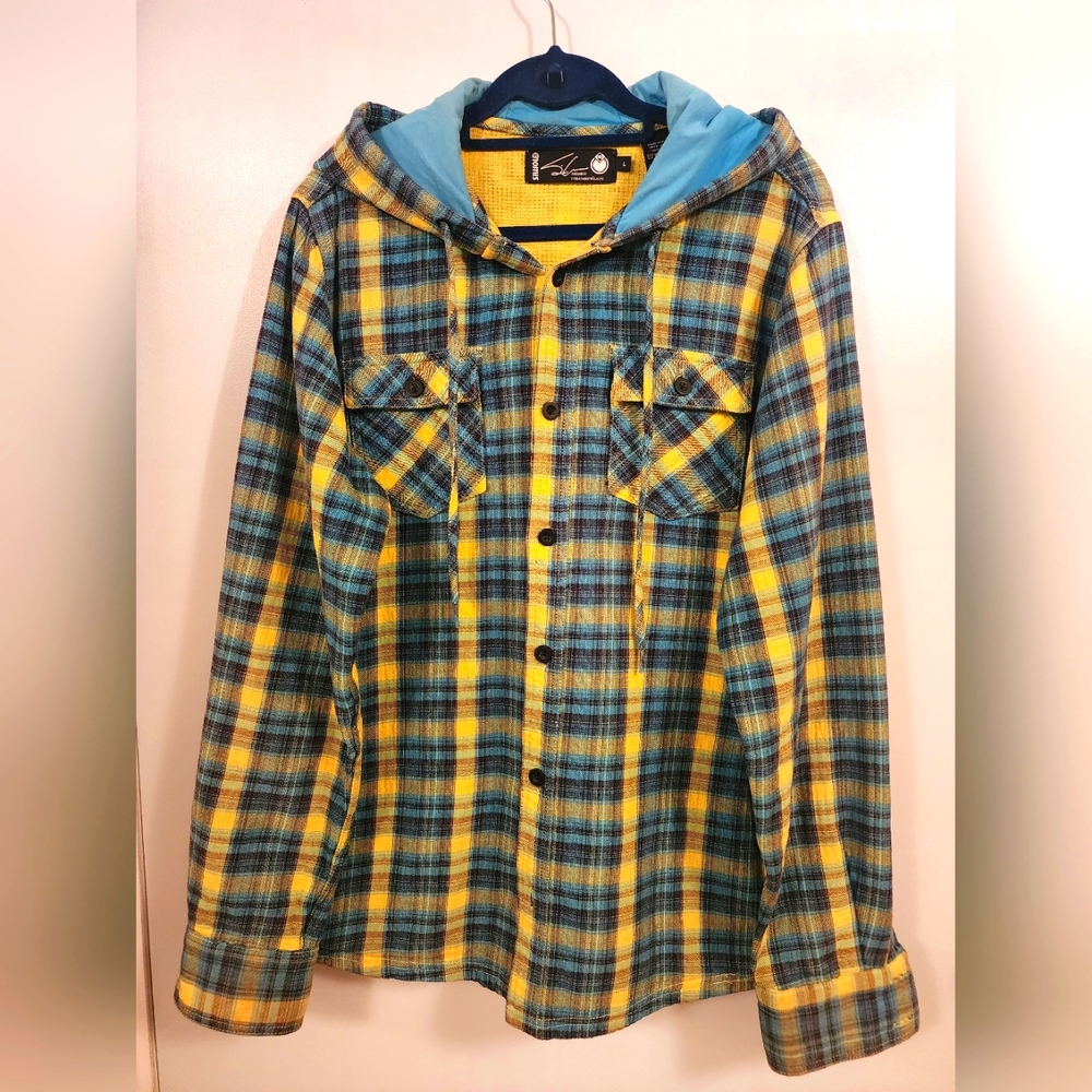 Nomis - Plaid Button up Hoodie